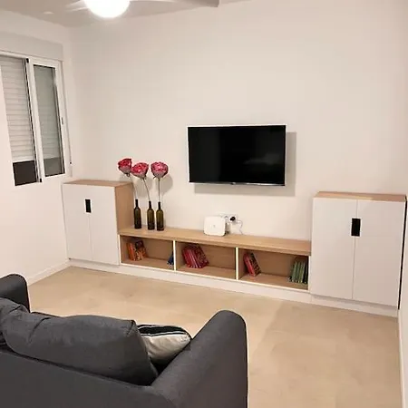 דירה Sunshine Serenity Coast Retreat